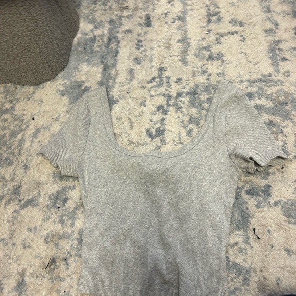 Universal Thread Light Gray Ribbed Short Sleeve Top - Picture 3 of 3